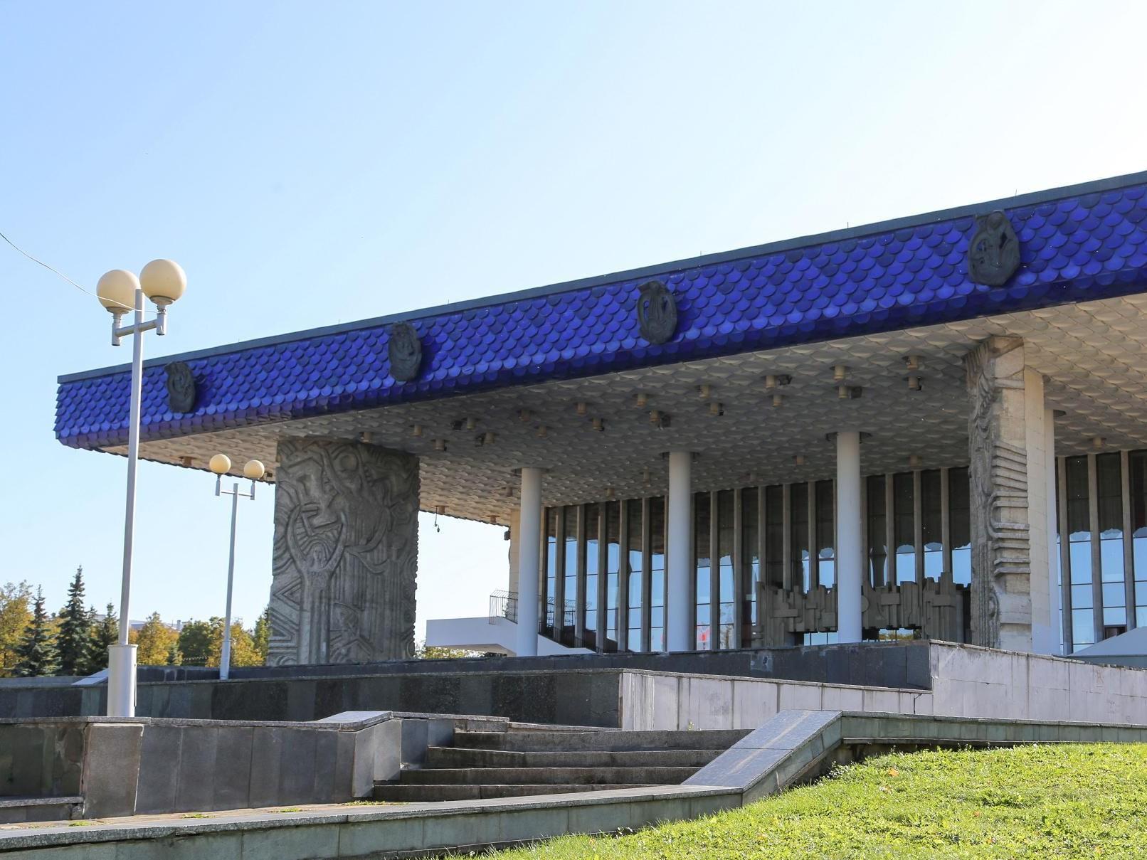 В Уфе у Русдрама построят 29-этажную гостиницу, ресторан и новую улицу