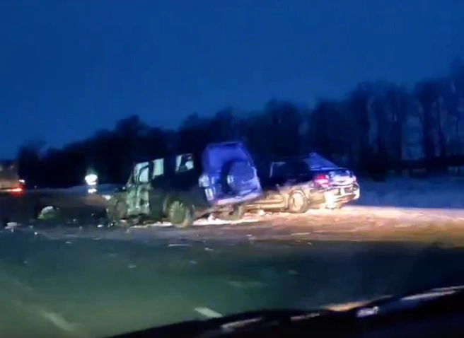 В массовом ДТП на трассе М5 в Рязанской области пострадали два человека | ya62.ru