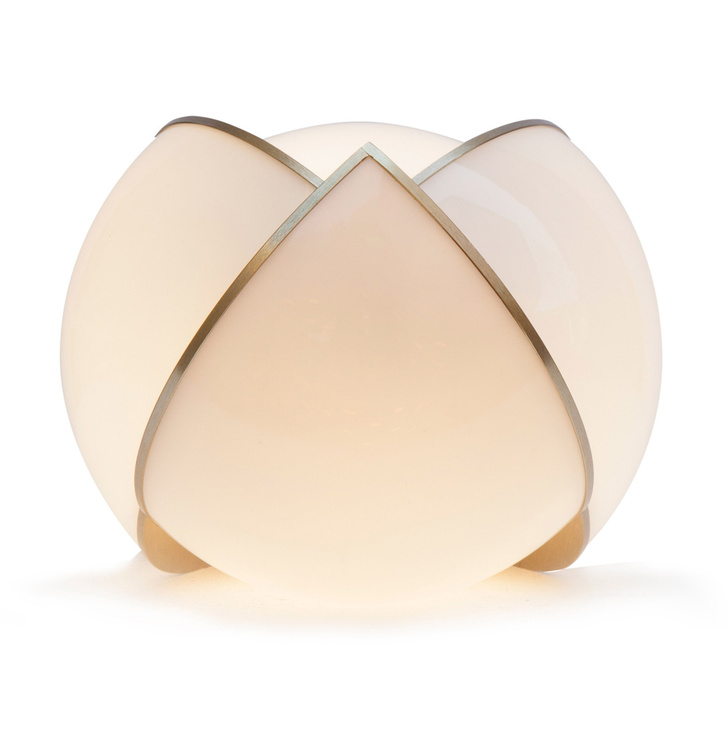 Светильники-сферы от ювелирного дизайнера Лары Бохинц