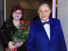Через 8 лет после развода Елена Степаненко нашла любовь — мужчина значительно младше!