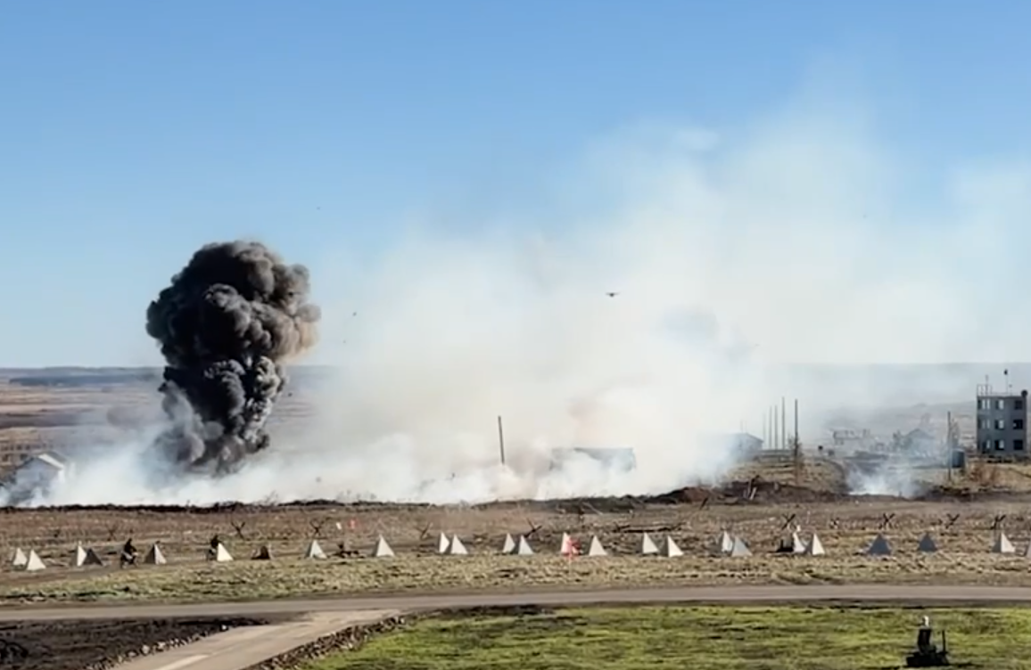 На полигоне в Челябинской области завершились учения военных из России и Индии — видео