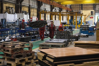 Novomoskovsk Workshop Explosion After Unheeded Alarm Injures Two