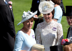 Черная полоса семьи Миддлтон: почему родители принцессы Кейт погрязли в долгах