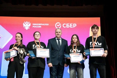 ИИ-сервисы, экопроекты и игрушки: лучшие бизнес-идеи школьников