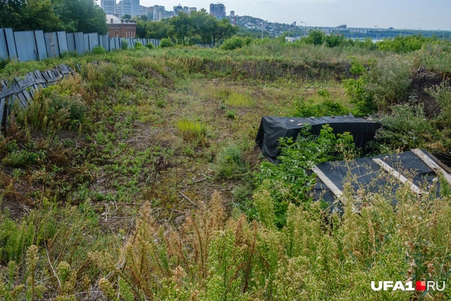 На этой части городища еще ведут раскопки сотрудники «Древней Уфы» | Источник: Булат Салихов