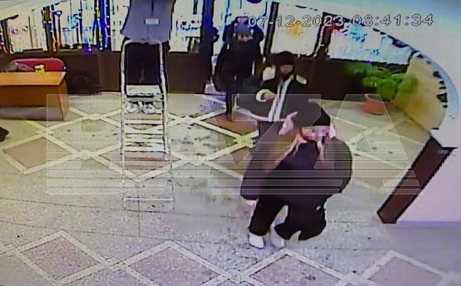 В брянской гимназии заявили, что рамка металлодетектора не работала из-за установки гирлянды | 62.ru