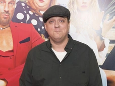 «Я горжусь своим сыночком! Его душа приняла решение уйти, и я принимаю этот выбор»: мама Романа Попова у гроба