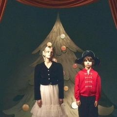 Новогодние коллекции и события декабря: новости моды, красоты и лайфстайла