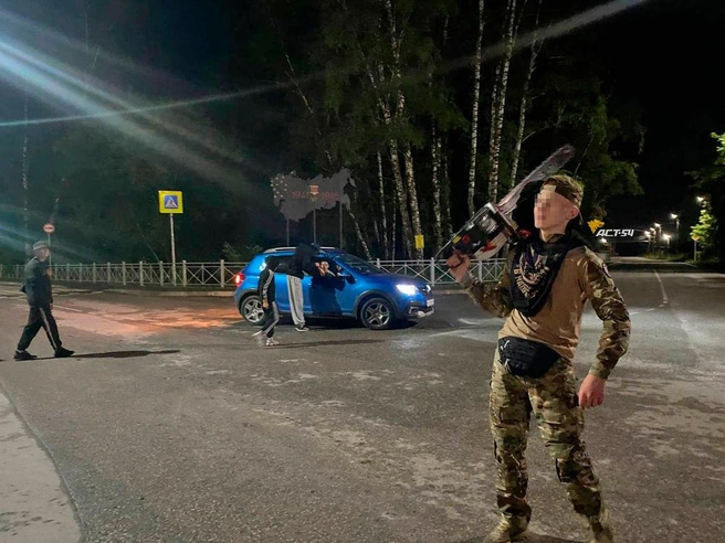 Участники ночных похождений не стеснялись своего поведения и снимали происходящее на видео | Источник: «АСТ-54 Black» / Telegram