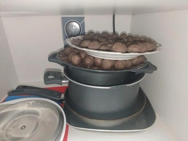 Семейная пара из Оренбурга раскладывала наркотики, маскируя их под… картошку | Источник: УМВД России по Оренбургской области