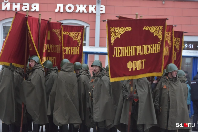 Посмотреть на репетицию собрались и взрослые, и дети | Источник: Александра Балаба