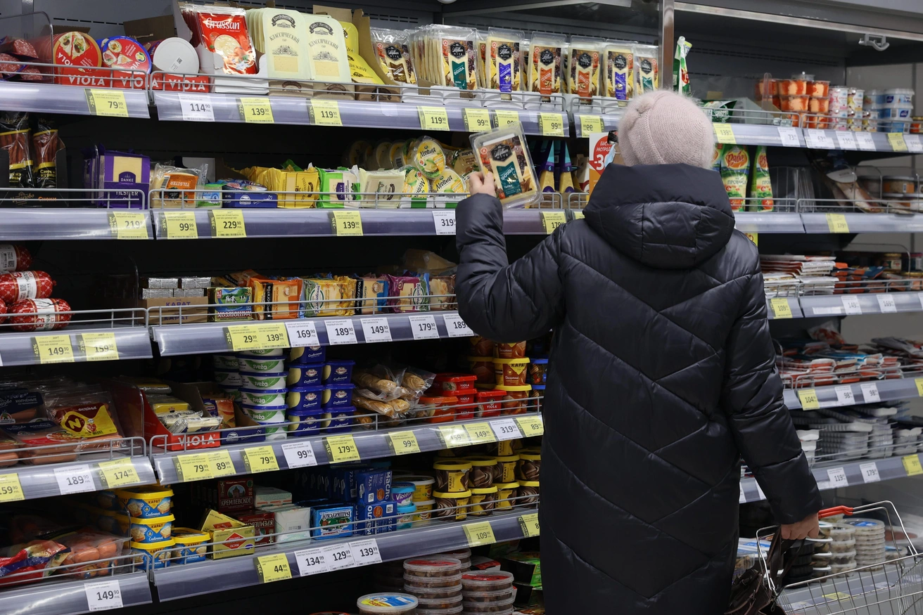 «Похоже, переходят на гречку». Россияне правда экономят на еде? | Источник: Дарья Пона / 74.RU