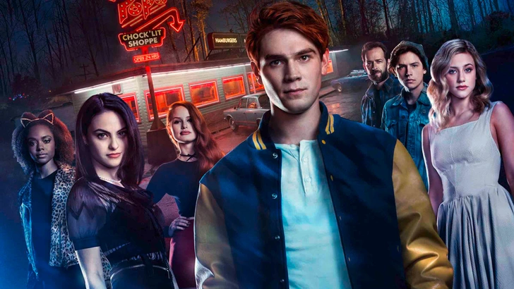 Chilling Adventures in Riverdale: как два подростковых сериала превратились в поп-культурный феномен