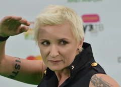 «Надо мной смеются, называют мутантом»: Диана Арбенина дважды переболела ковидом