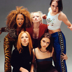 Дети «перчинок»: как выглядят наследники экс-солисток Spice Girls