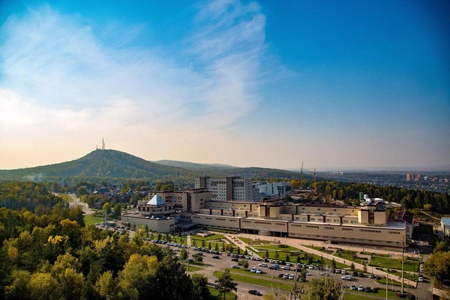 Пожалуй, самый известный университет города  | Источник: sfu.ru/ru/about
