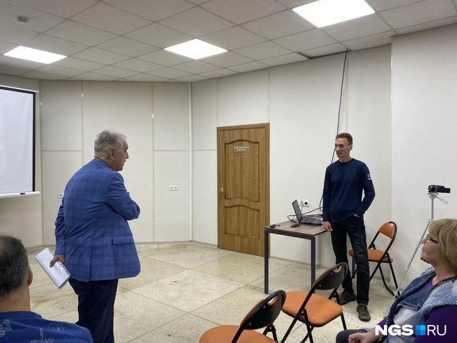 В какой-то момент ситуация накалилась — к счастью, вспомнили про второй доклад | Источник: Эмиль Фукс / NGS.RU