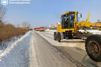 В Благовещенске очистили 65 км дорог после снегопада