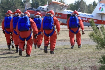 Читинские авиадесантники помогают тушить пожар в ЕАО