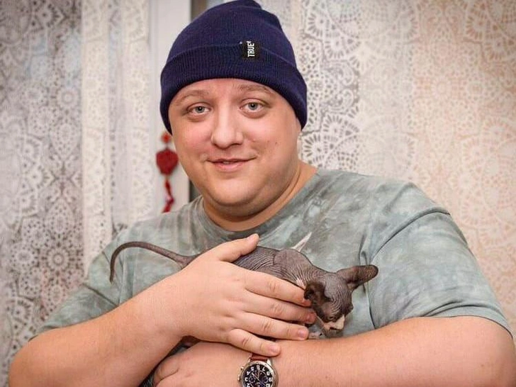 Роман Попов