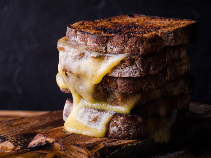 Аппетитные сэндвичи с сыром: рецепты простых перекусов, которые никого не оставят равнодушным