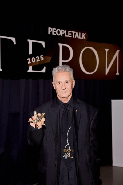 Олег Меньшиков