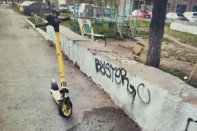 Возбуждено дело после наезда самокатчика на мальчика в Челябинске