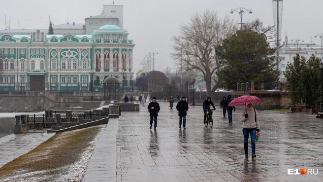 В ближайшие дни в Екатеринбурге будет холодно | Источник: Владислав Лоншаков / E1.RU