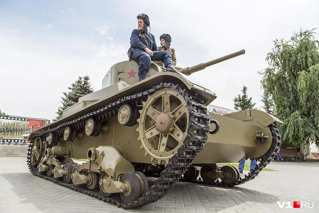 Легкий танк Т-26 был подарен музею-заповеднику известным российским коллекционером в 2016 году | Источник: Константин Завриков / V1.RU