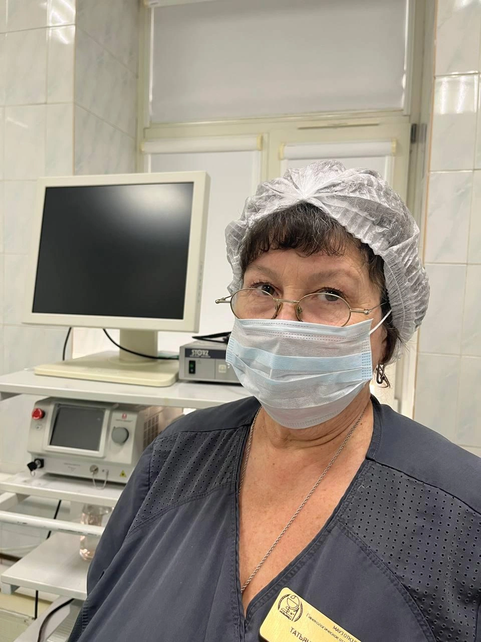 Оперирующий врач-гинеколог Татьяна Каменева провела сложную операцию | Источник: «Минздравствуйте!» / t.me