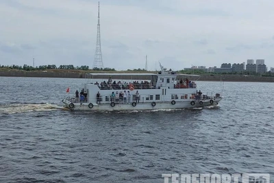 На маршруте Благовещенск — Хэйхэ теплоходы заменили подушками