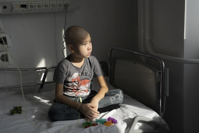 Лейкоз неожиданно вернулся. Семилетнему Егору нужна помощь в подготовке к трансплантации костного мозга | Источник: Катя Фёдорова / БФ «свет.дети»