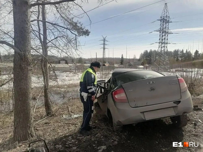 Водитель скончался до приезда скорой  | Источник: Госавтоинспекция Свердловской области 