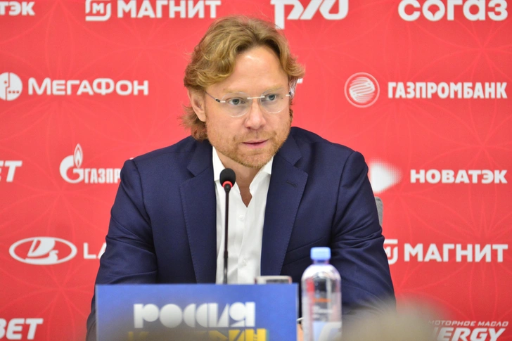 Валерий Карпин | www.starhit.ru