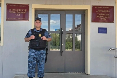 Пристав из Туймазов обезвредил вооруженного алиментщика