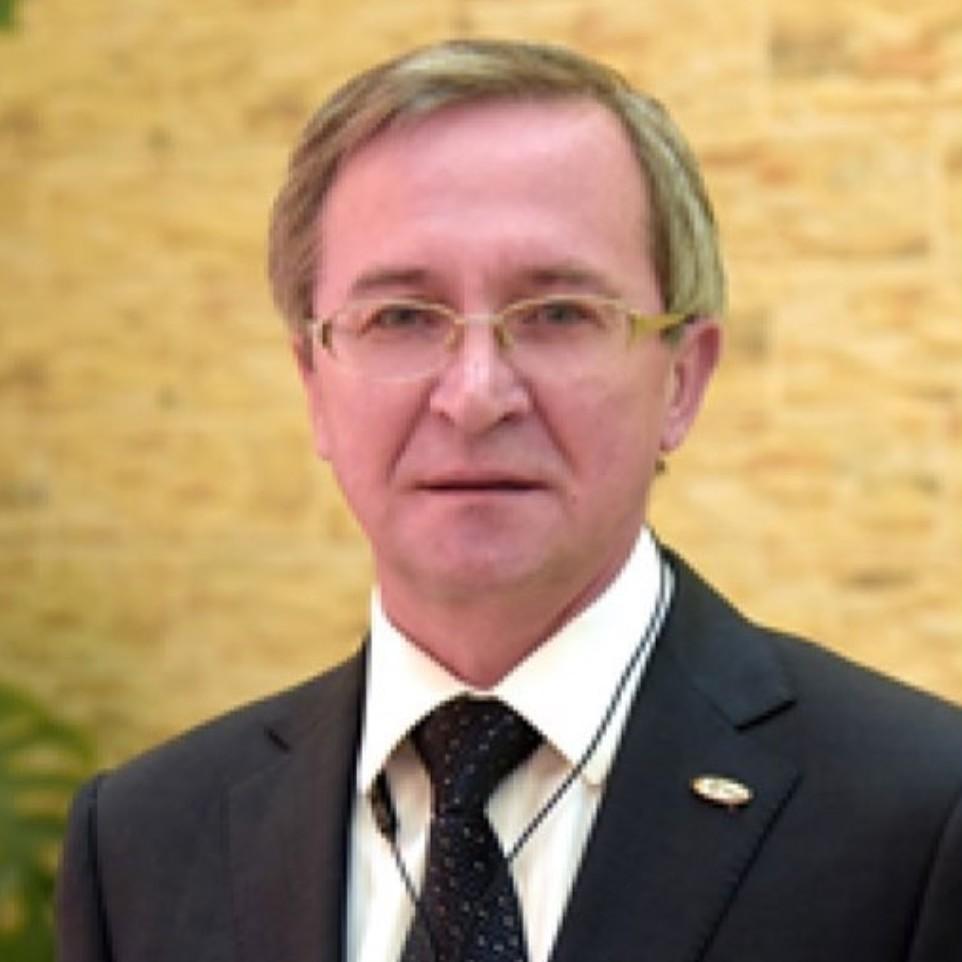 <p>Алексей Красильников</p>