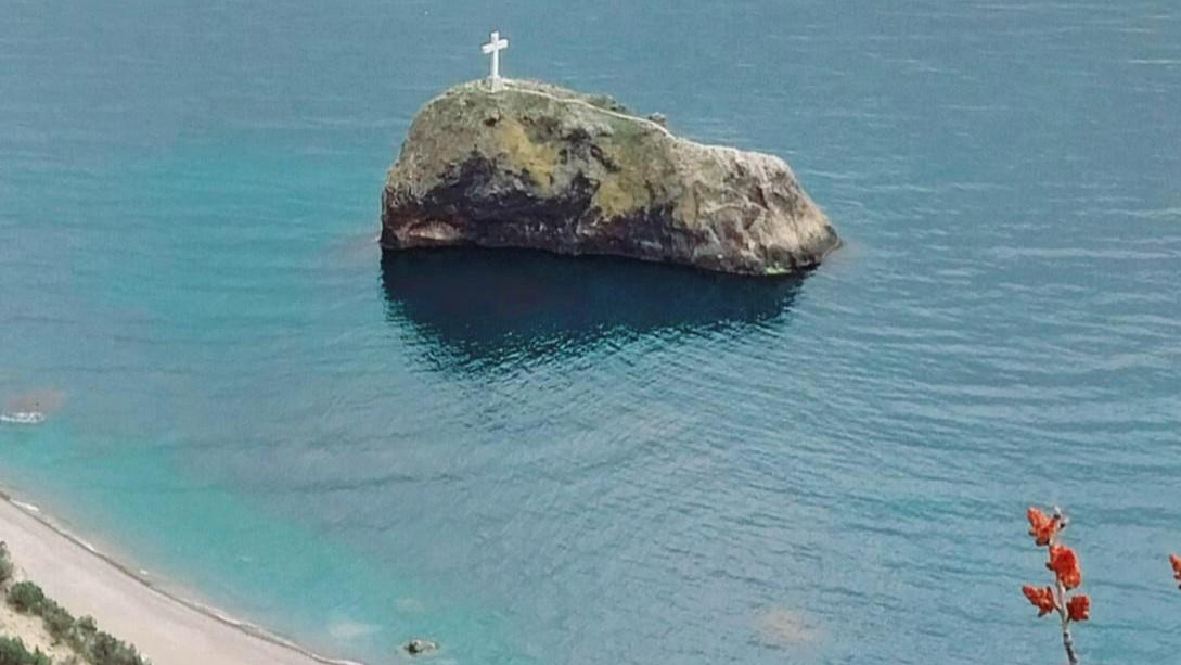 Что для Анапы беда, для Крыма — деньги. Туристов летом ждет давка на пляжах, а хозяев отелей — рекордная прибыль