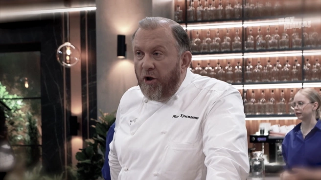 Шеф Ивлев кулинарных секретов не скрывал | Источник: телеканал «Пятница!»