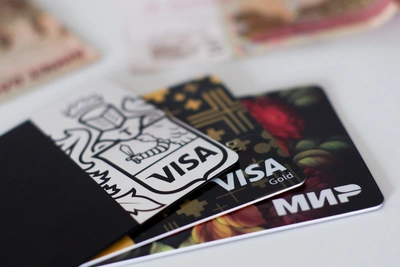 Вывод из оборота просроченных карт Visa и Mastercard