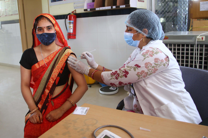 Первый зараженный: индийский штамм, «невидимый» для вакцины, попал в Россию