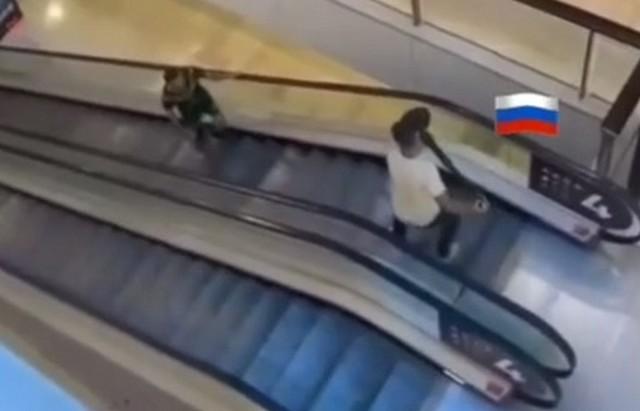 «Человек со столбом»: русский парень спас десятки жизней, напугав террориста в Сиднее