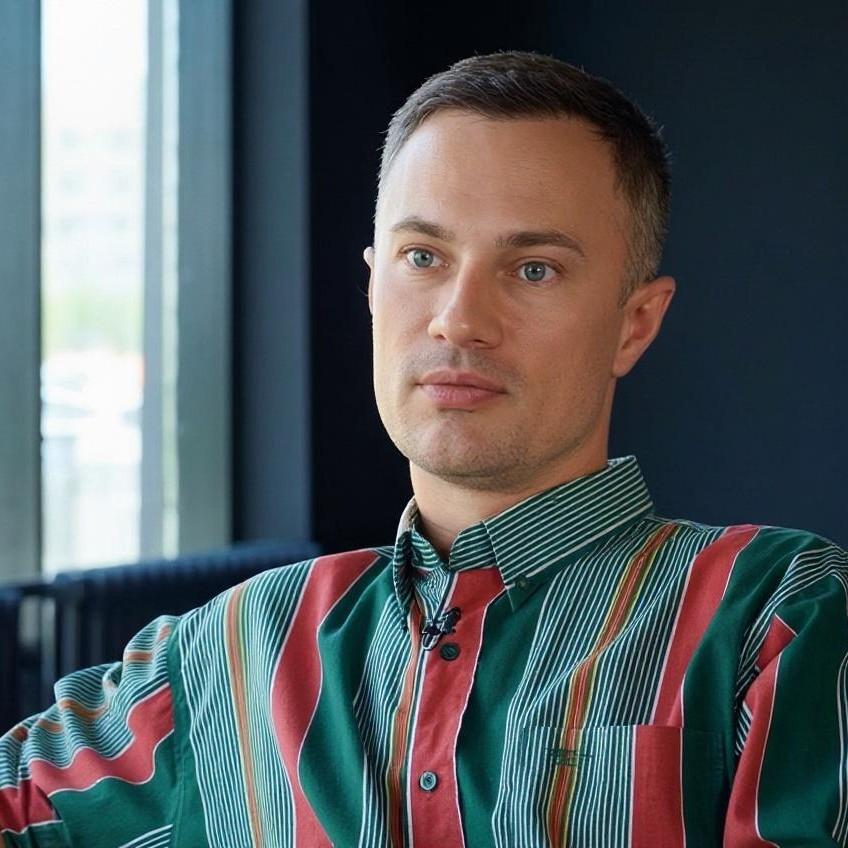 Куда пропал красавчик из Comedy Woman Евгений Бороденко: «Я до сих пор не согласен с продюсерами, как закрыли шоу»