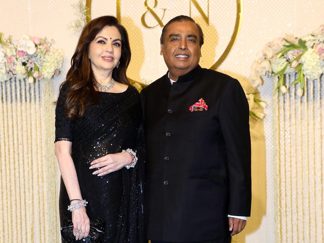 Мукеш и Нита Амбани, 2022 год | marieclaire.ru