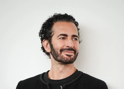 LVMH продал Marc Jacobs — сделка составила 850 млн долларов
