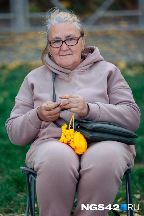 В советское время плотных костюмов с худи не было, а сейчас — полным-полно | Источник: Максим Серков / NGS42.RU