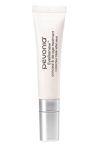 Средство для глаз с корректирующим эффектом EyeRenew, PevoniaНаходка для тех, кто любит средства on-the-go. С одной стороны, это отличная маскировка несовершенств, с другой – внушительный состав омолаживающих компонентов, которые действуют изнутри, постепенно увлажняя и питая ткани в течение дня. Для точности перечислим нескольких «тайных агентов» - планктон и морской коллаген, ну и конечно, гиалуроновая кислота.