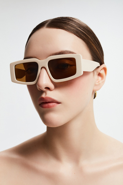 Прямоугольные солнцезащитные очки 
