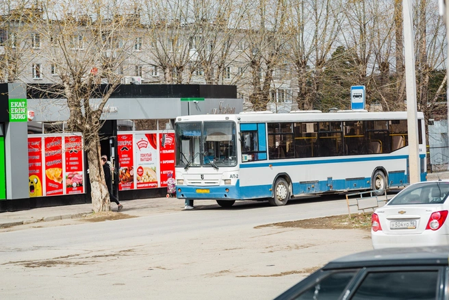 Доехать до Южного можно не только на машине, но и на общественном транспорте | Источник: PRINZIP