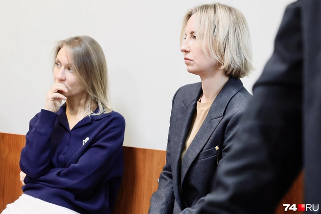 Помимо адвокатов, на заседаниях регулярно присутствуют близкие подсудимых  | Источник: Михаил Шилкин 