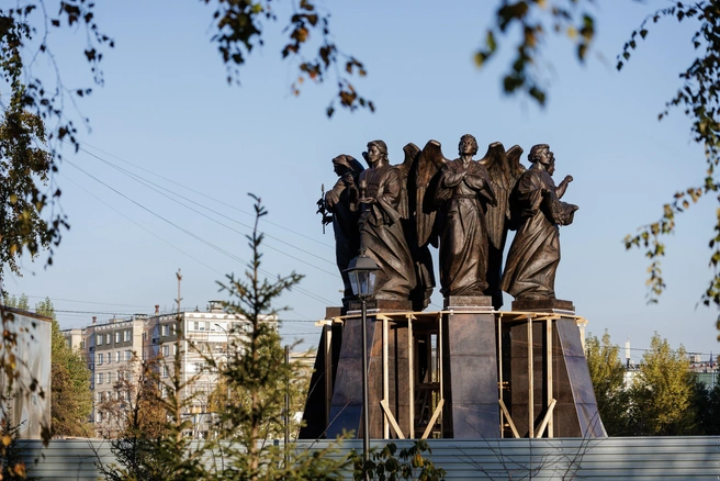 Внутрь комплекса можно будет зайти и помолиться архангелам-защитникам | Источник: Валерий Звонарев
